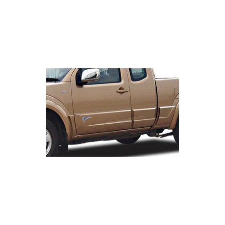 Body Clading Nissan D40  -  painted - vč laku  (plasty na ochranu dveří)